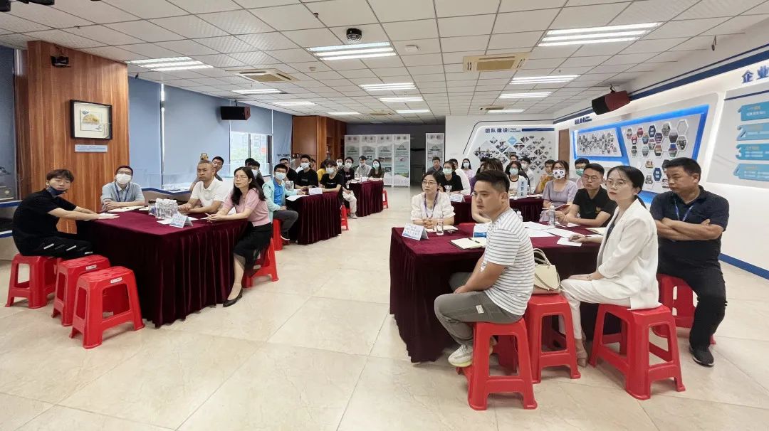 勤学务实，，，，，这就是尊龙官方网站人！