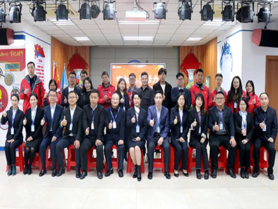 守初心 聚活力 创未来丨尊龙官方网站集团2022 年度总结表扬大会圆满竣事