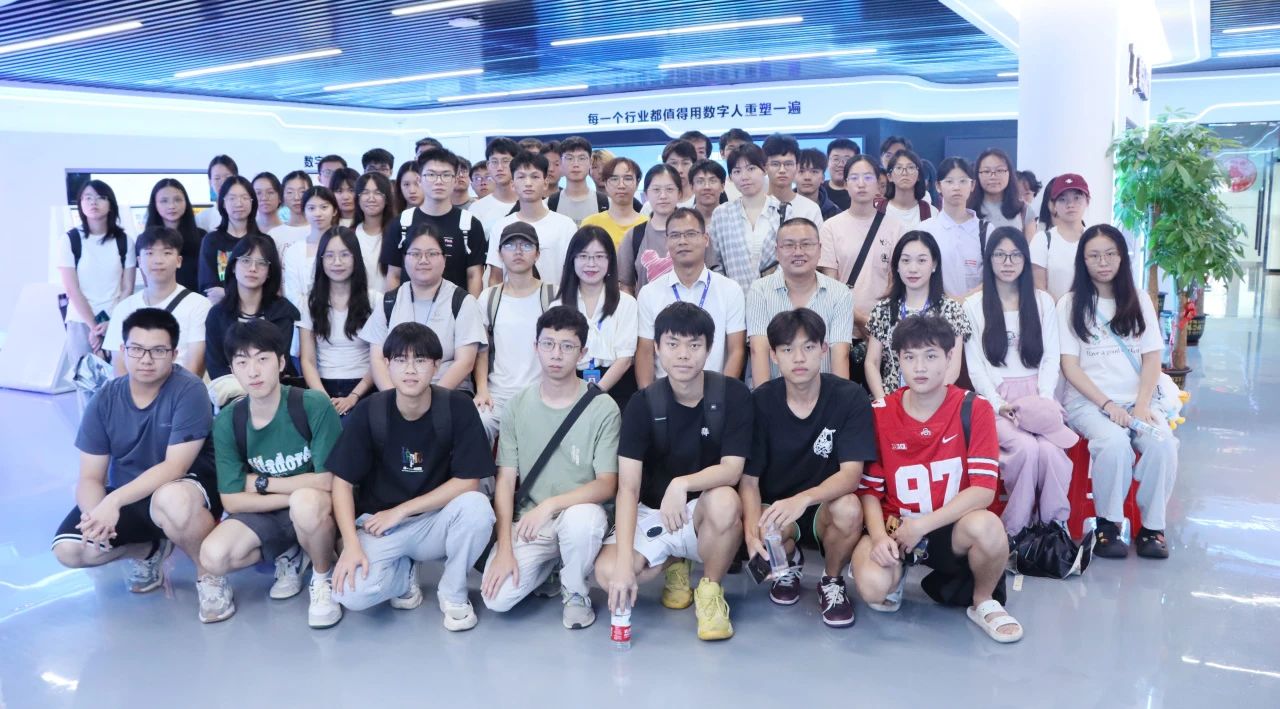 探索未来科技，，，，共筑智慧桥梁