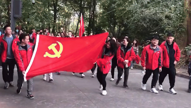 喜迎2021｜尊龙官方网站集团新年登高祈福-尊龙官方网站控股集团