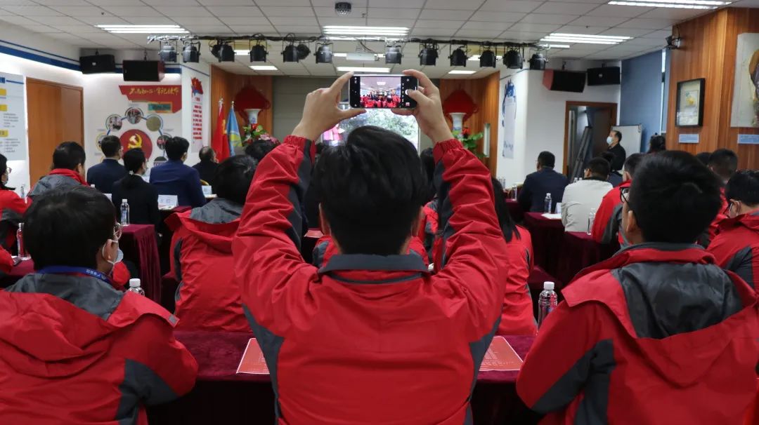 守初心 聚活力 创未来丨尊龙官方网站集团2022 年度总结表扬大会圆满竣事-尊龙官方网站控股集团